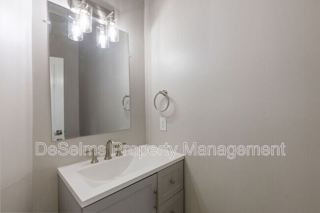 Building Photo - 1012 Beech Tree Ln