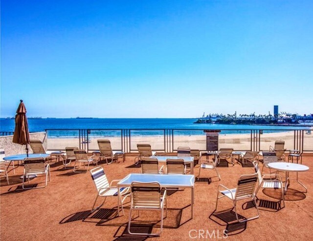 Building Photo - 1140 E Ocean Blvd