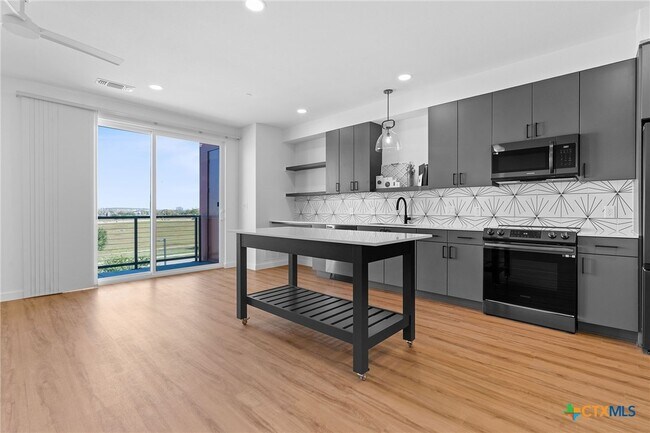 Primary Photo - 2165 Gabriels Pl