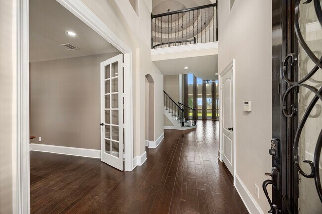 Building Photo - 14918 Diane Manor Ln