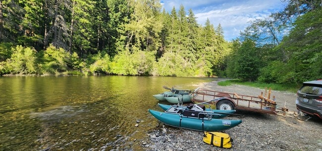 Building Photo - 2201 Hundley Rd