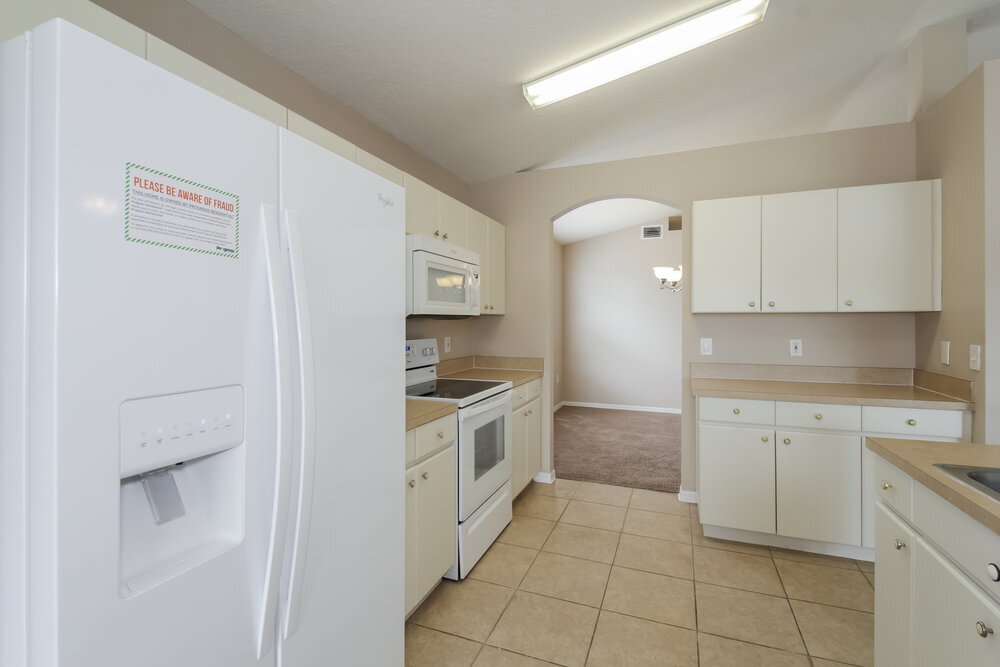 Building Photo - 13731 Ogakor Dr