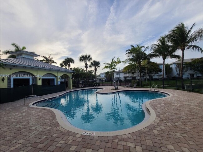 Building Photo - 3601 NW 14th Ct