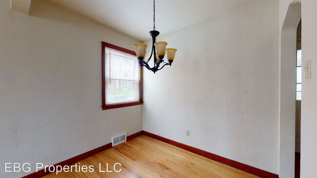 Building Photo - 2 br, 1 bath House - 3377 W Prospect Ave