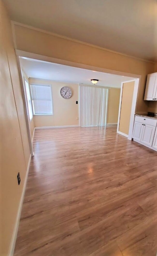 Building Photo - Affordable 2 Bed 1 Bath Home Close to Downtown Pensacola