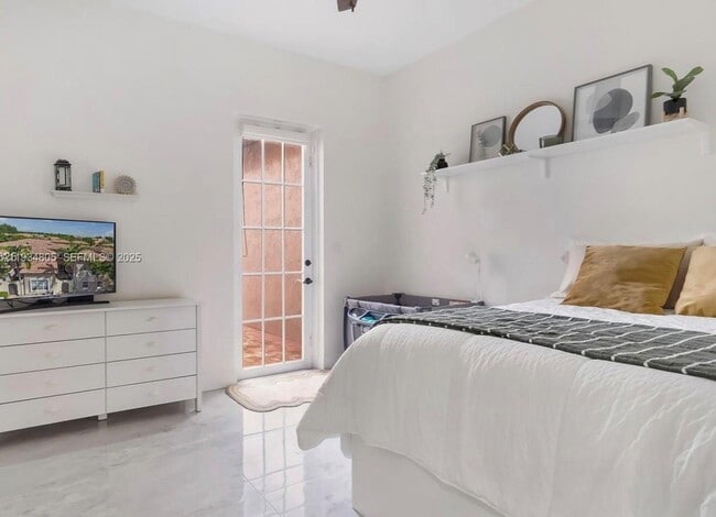 Building Photo - 14709 SW 6th St