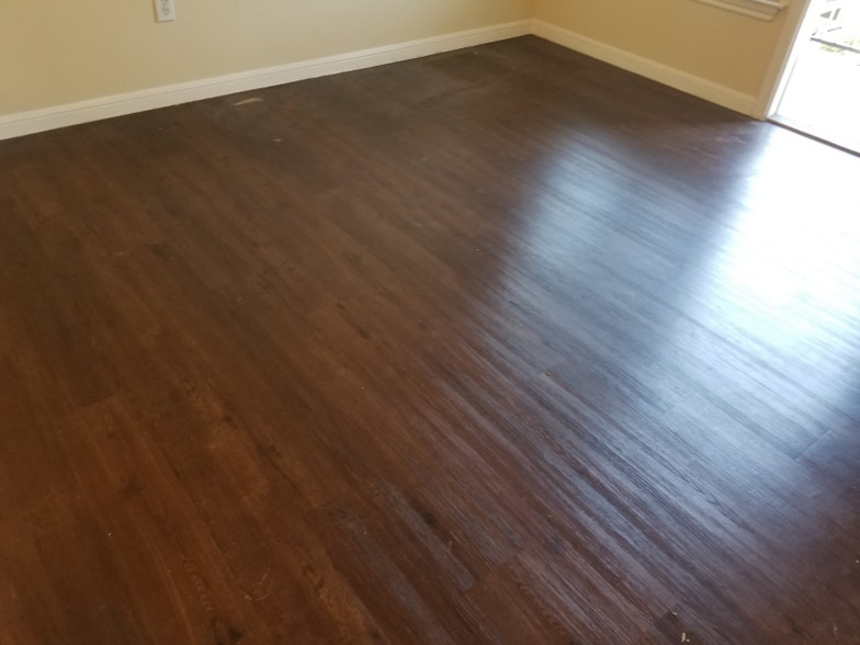 Building Photo - 2320 Gracy Farms Ln