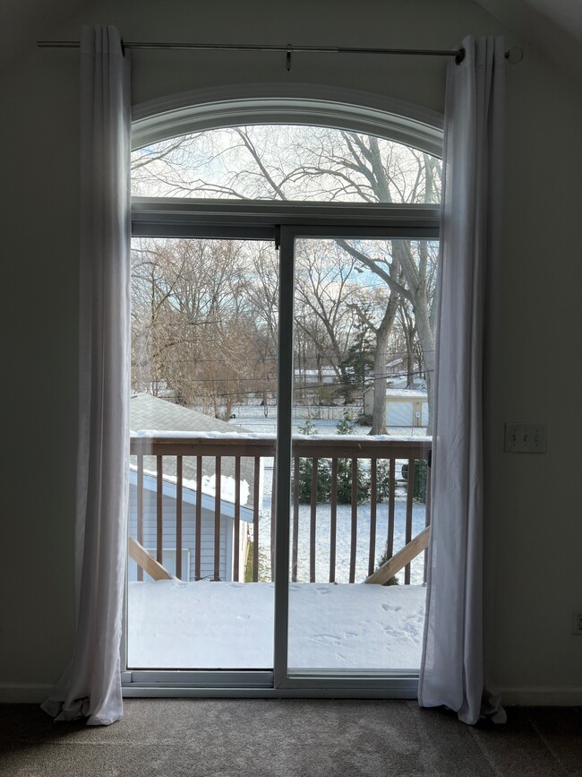 Primary Bedroom balcony - 832 High St