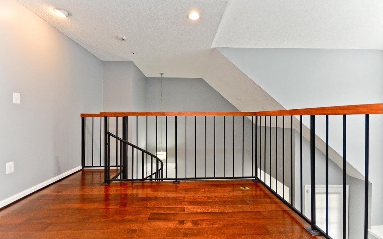 Building Photo - 15645 Easthaven Ct