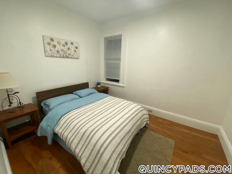 Building Photo - 161 Grandview Ave