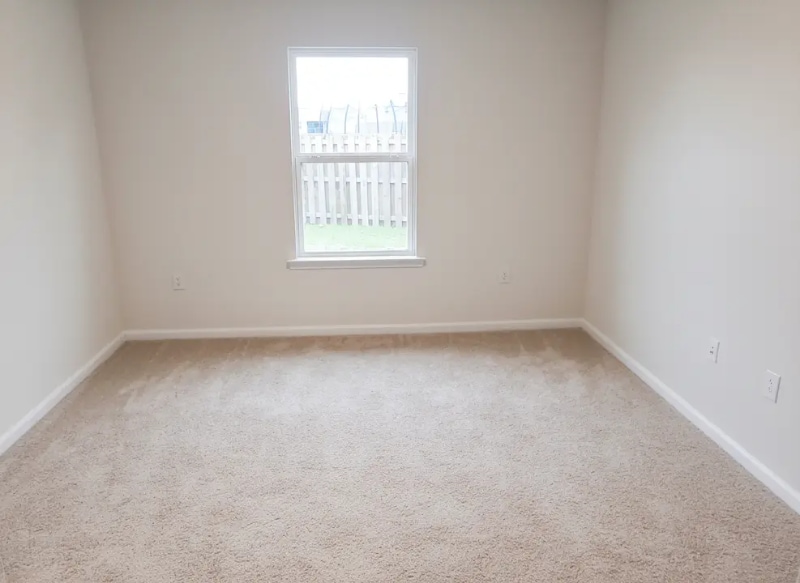 Building Photo - 3904 Silver Spur Rd