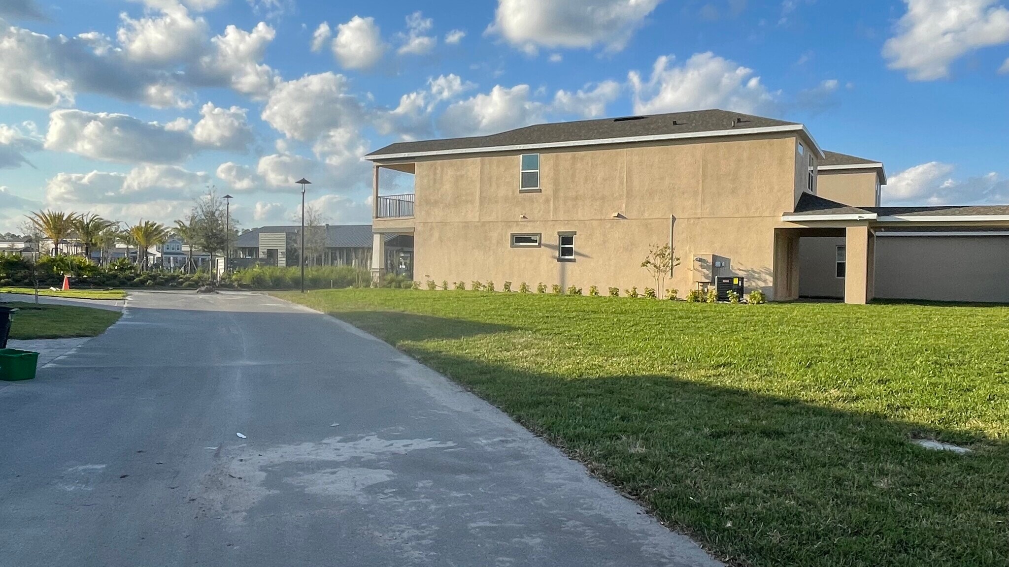 Side View - 780 Yukon Ln