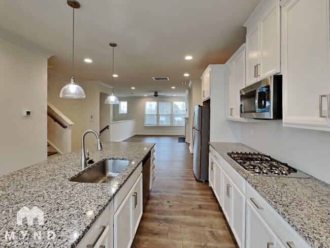 Building Photo - 14122 Loyola Ridge Dr