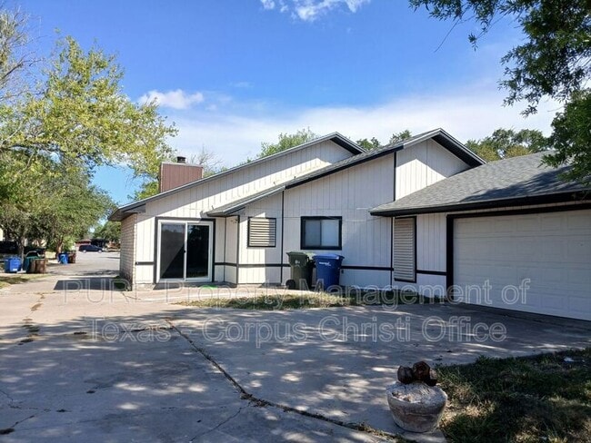 Building Photo - 4033 Sandy Hollow Creek Dr