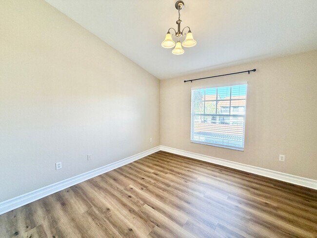 Building Photo - ** FAIRWAY PRESERVE ** 3 BED / 2 BATH CONDO - PET OK! - NORTH NAPLES - ANNUAL RENTAL