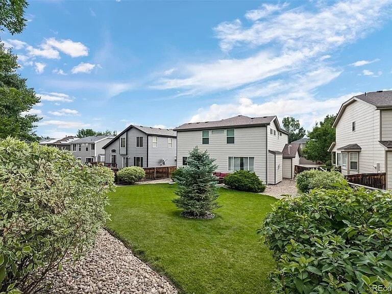 Private yard - 10445 Cheetah Winds