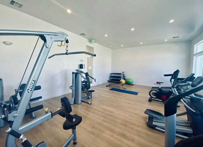 Building Photo - 3724 W 1850 N