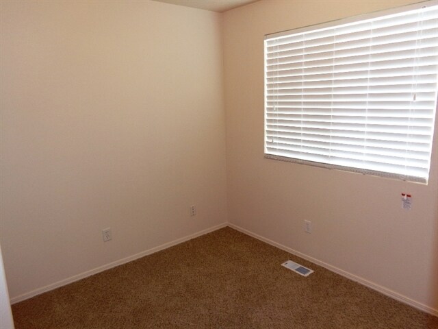 Building Photo - 14354 S Debrian Way