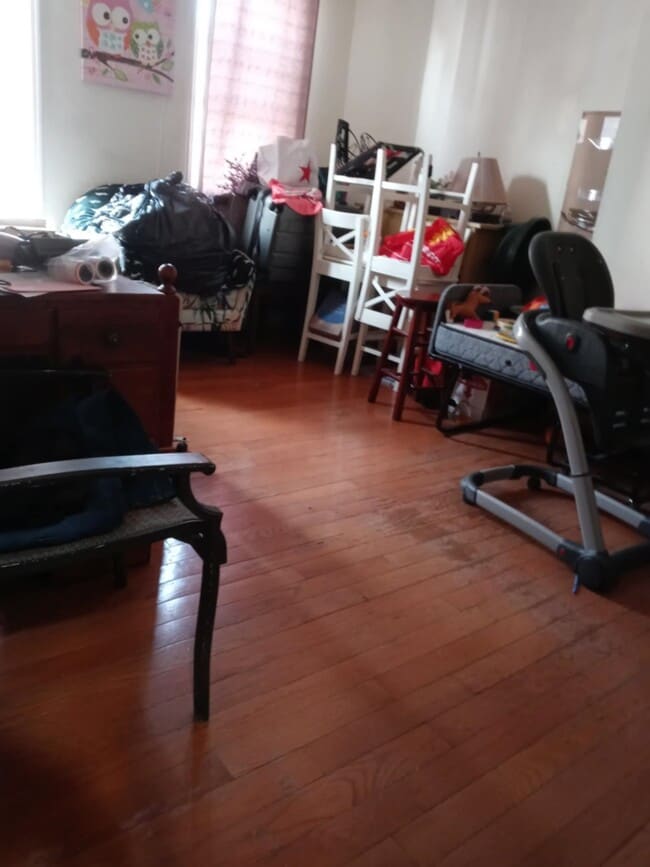 Building Photo - 23 Vroom St