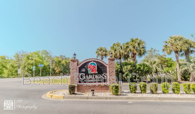 Building Photo - 4191 Hibiscus Dr