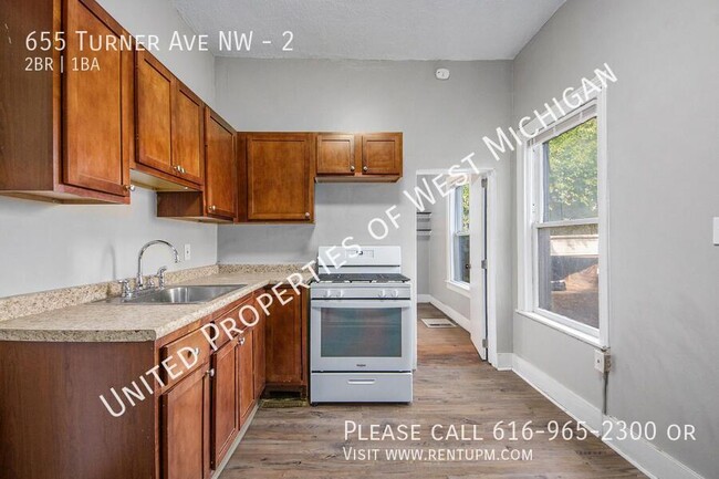 Building Photo - Available Now | 2 Bedroom, 1 Bath Lower Ap...