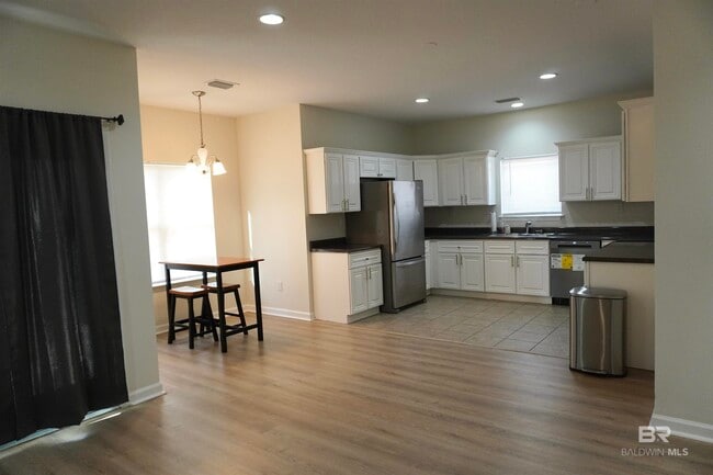 Building Photo - 17349 Lewis Smith Dr