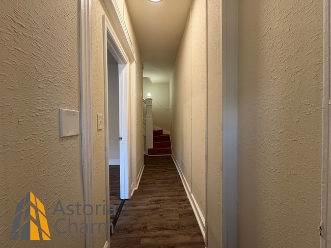 Building Photo - Bright Updated 4-Bedroom Home