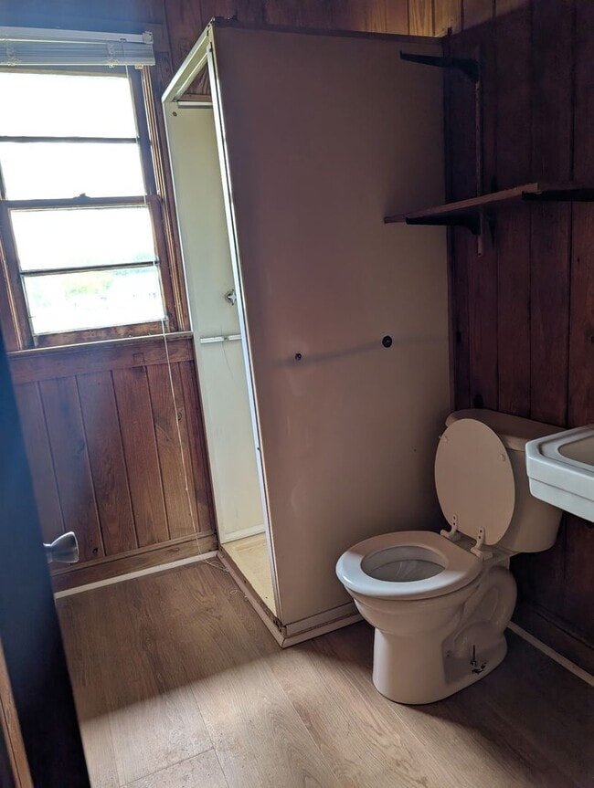Building Photo - Cozy 1 bedroom 1 bath Available now!