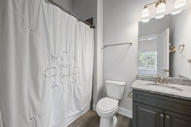 Building Photo - 2750 Vinings Orchard Cir SE