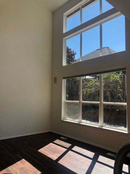 Building Photo - 22203 SW Bushong Ter