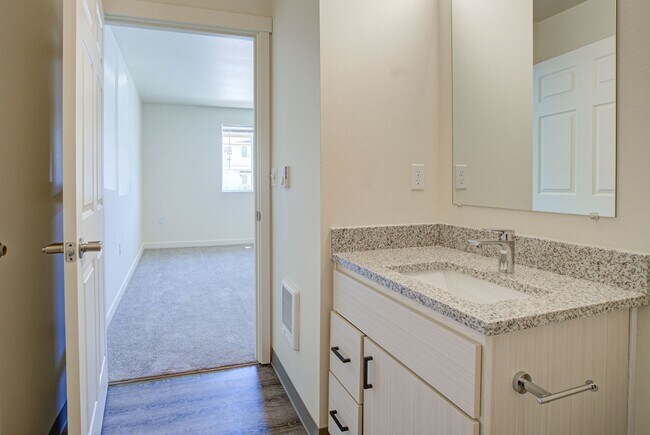 Building Photo - Country Living with Modern Flair: Wake up to the sounds of nature, Live Minutes from Everything