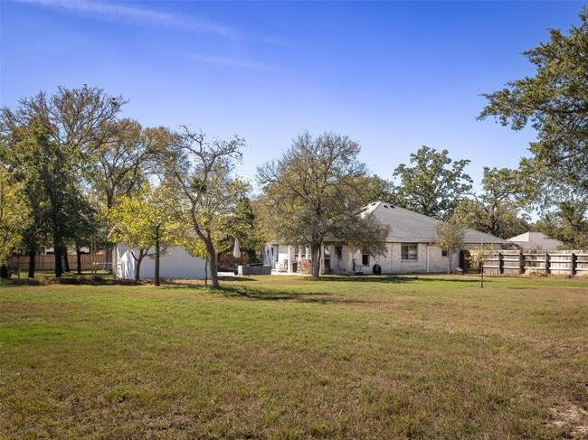 Building Photo - 129 Wamel Way