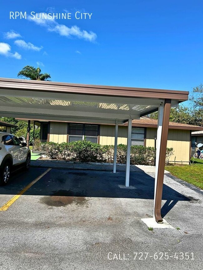 Building Photo - Centrally located Villa in Dunedin