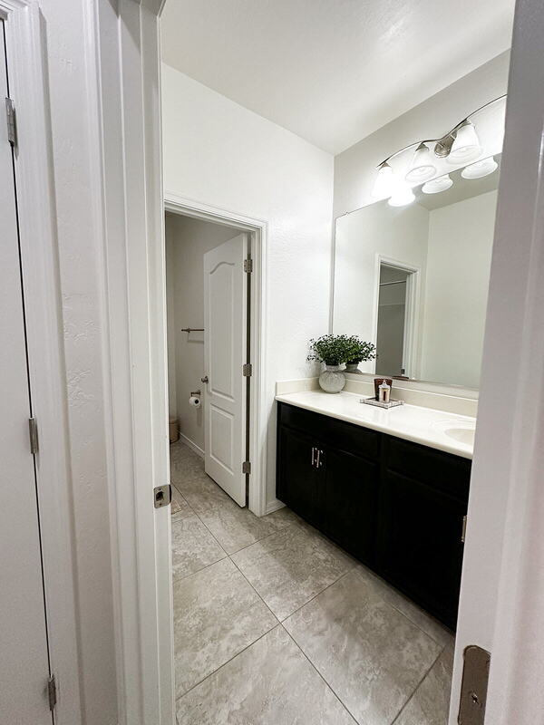 Building Photo - 41602 W Anne Ln