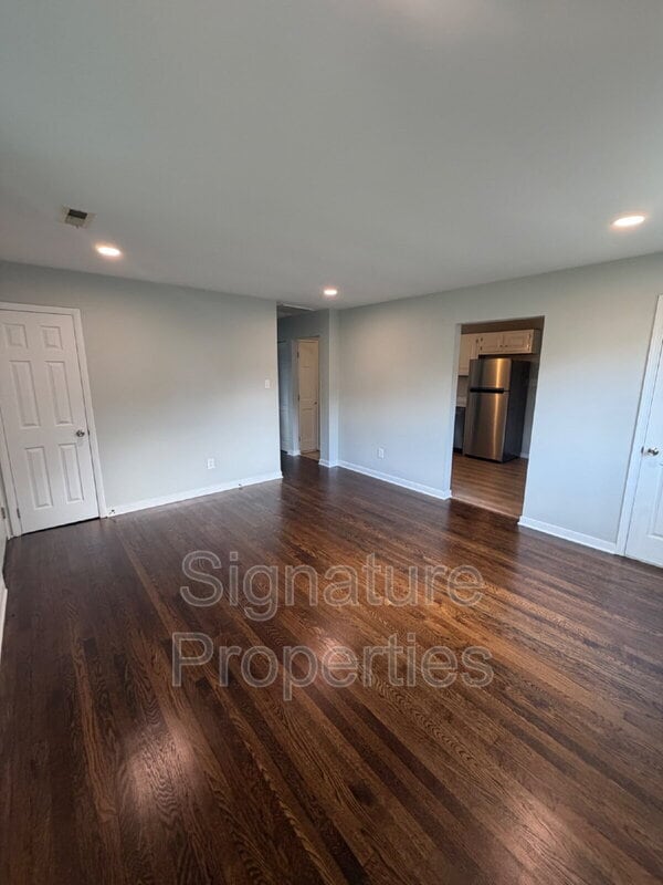 Building Photo - 500 S Laburnum Ave