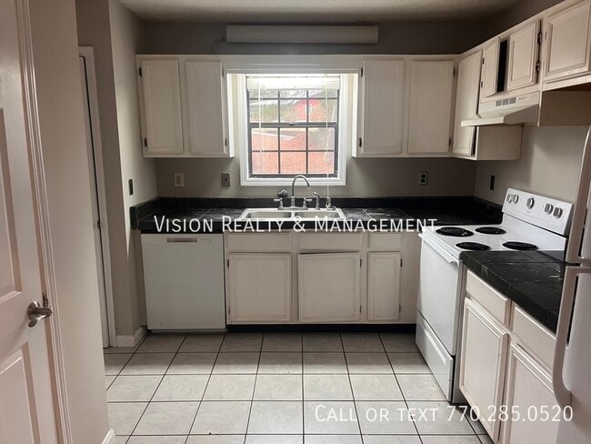 Building Photo - 60 Bagwell Rd