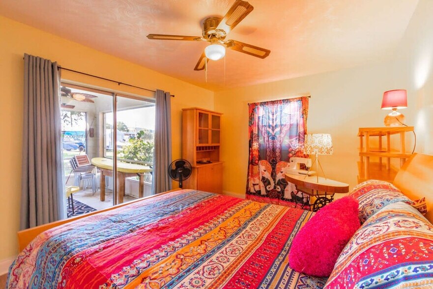 Building Photo - 141 California Ave