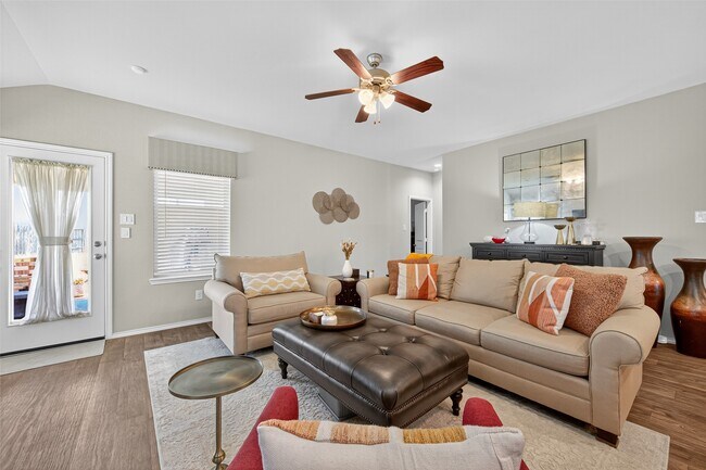 Building Photo - 15202 Davan Springs Dr