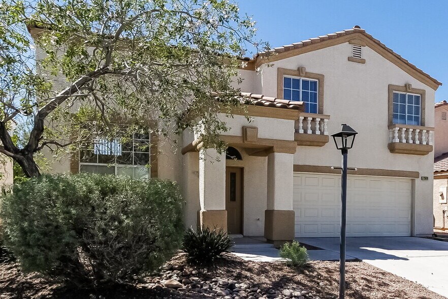 Building Photo - 2109 Royal Antilles Ct