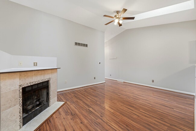 Building Photo - 1499 Stonefield Dr