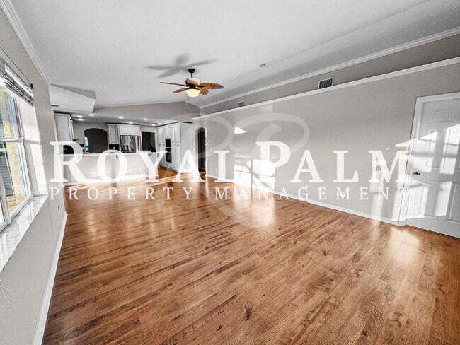 Building Photo - 326 SW 29th St