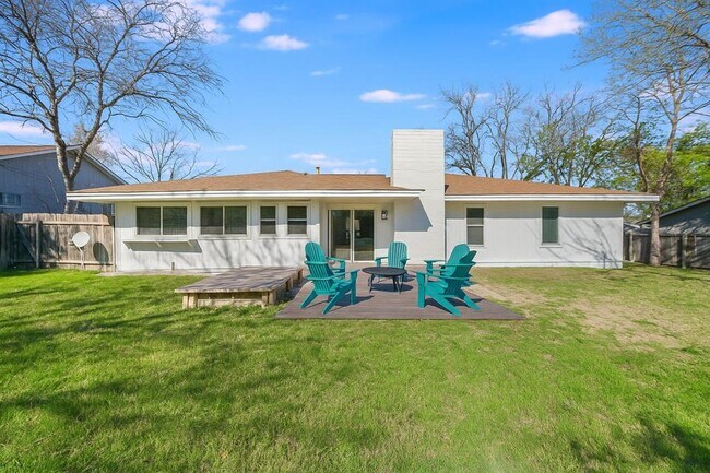 Building Photo - 1503 Westbury Trail