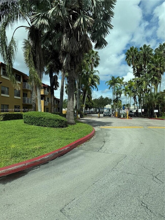 Building Photo - 15600 SW 80th St