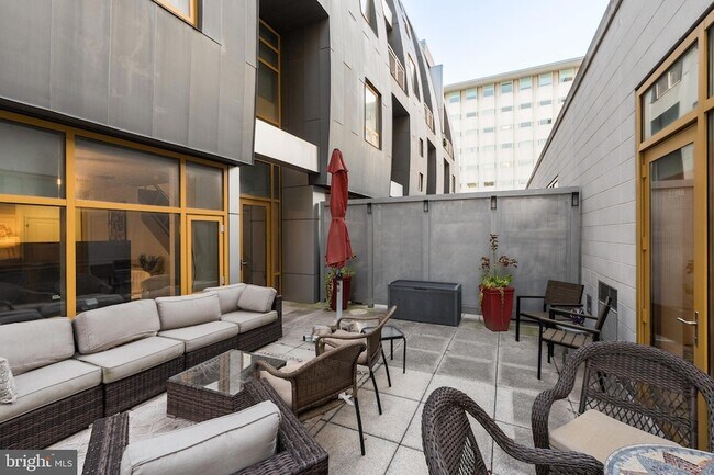 Building Photo - 6500 America Blvd