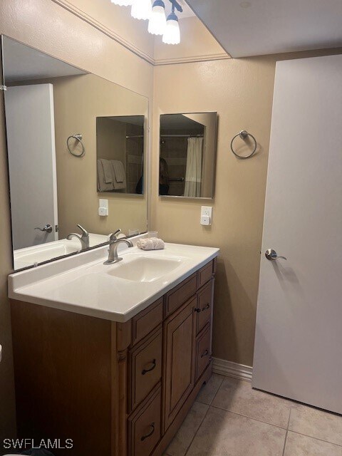 Building Photo - 800 Meadowland Dr