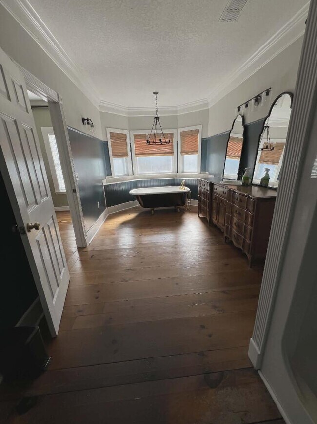 Building Photo - 515 Beaver Dam Rd