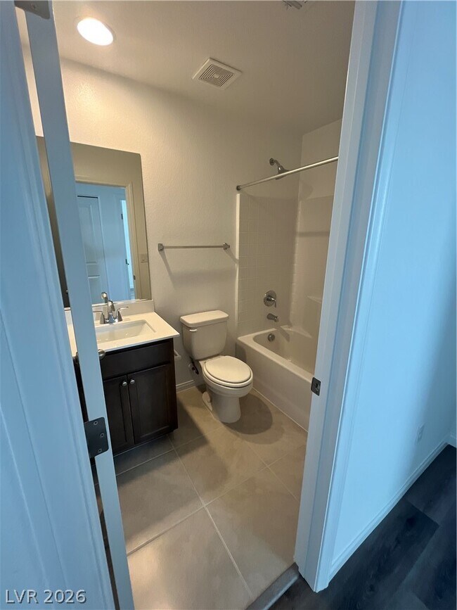 Building Photo - 398 Moonlight Opera Ct