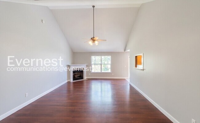 Building Photo - 1726 Hawk Run Ln