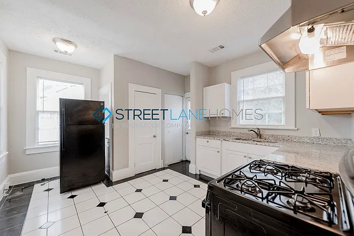 Building Photo - 3336 Wilmington Rd