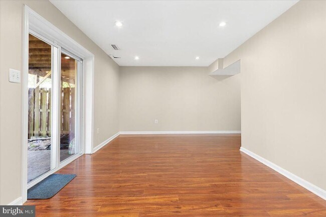 Building Photo - 316 Rambling Ridge Ct
